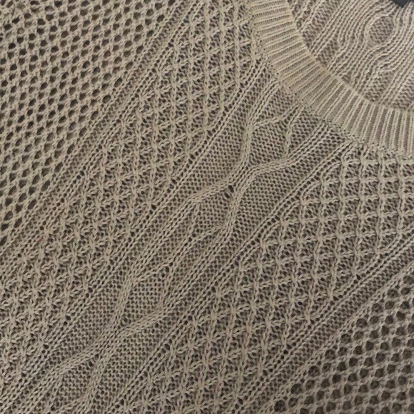 ***SOLD*** {Jeanne Pierre} open knit grey sweater - Picture 4 of 8